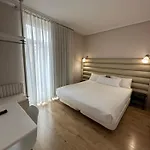 Pilar Plaza Hotel 3*