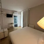 Pilar Plaza 3*