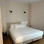 ホテル ピラール プラザ