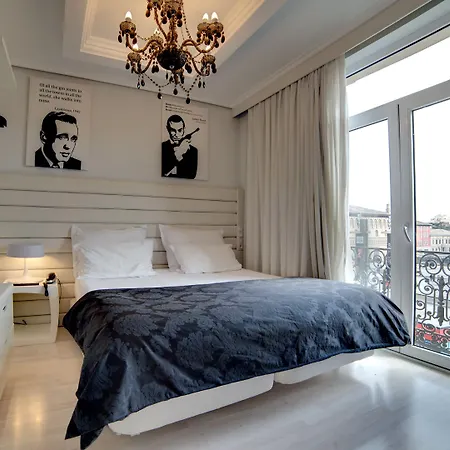 Pilar Plaza Hotel 3*