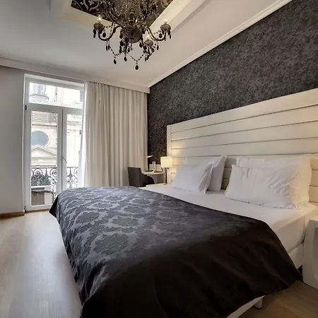 酒店 皮拉尔广场酒店 3*