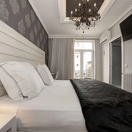 Hotell Pilar Plaza