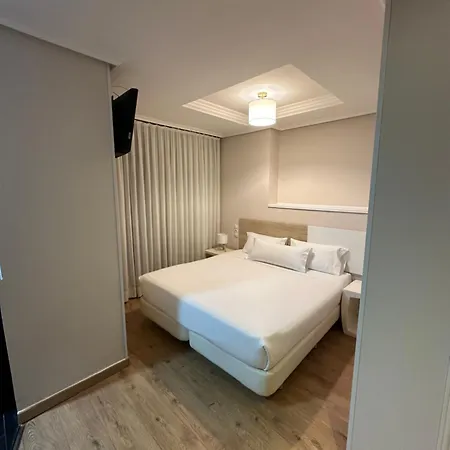 Pilar Plaza 3* Saragossa