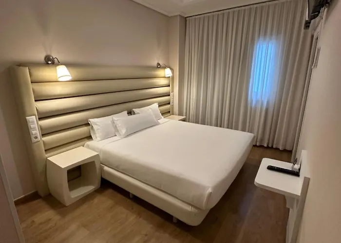 Hotell Pilar Plaza Zaragoza