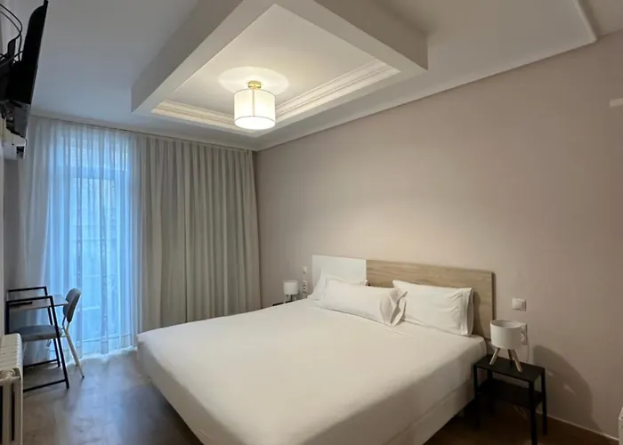 Pilar Plaza Hotel 3*