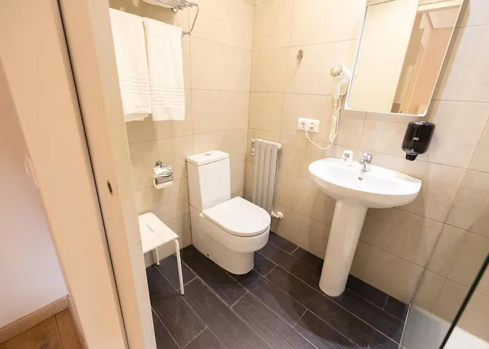 ピラール プラザ 3*